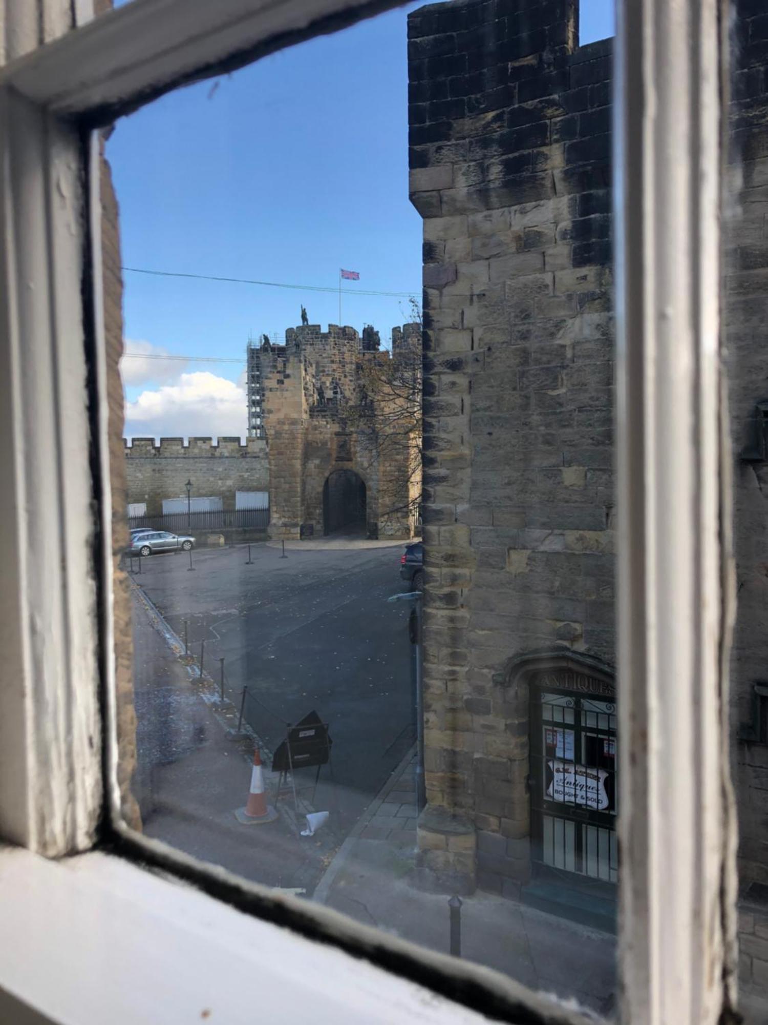 Lionsgate View - Luxury Apartment Opposite Alnwick Castle Exteriör bild