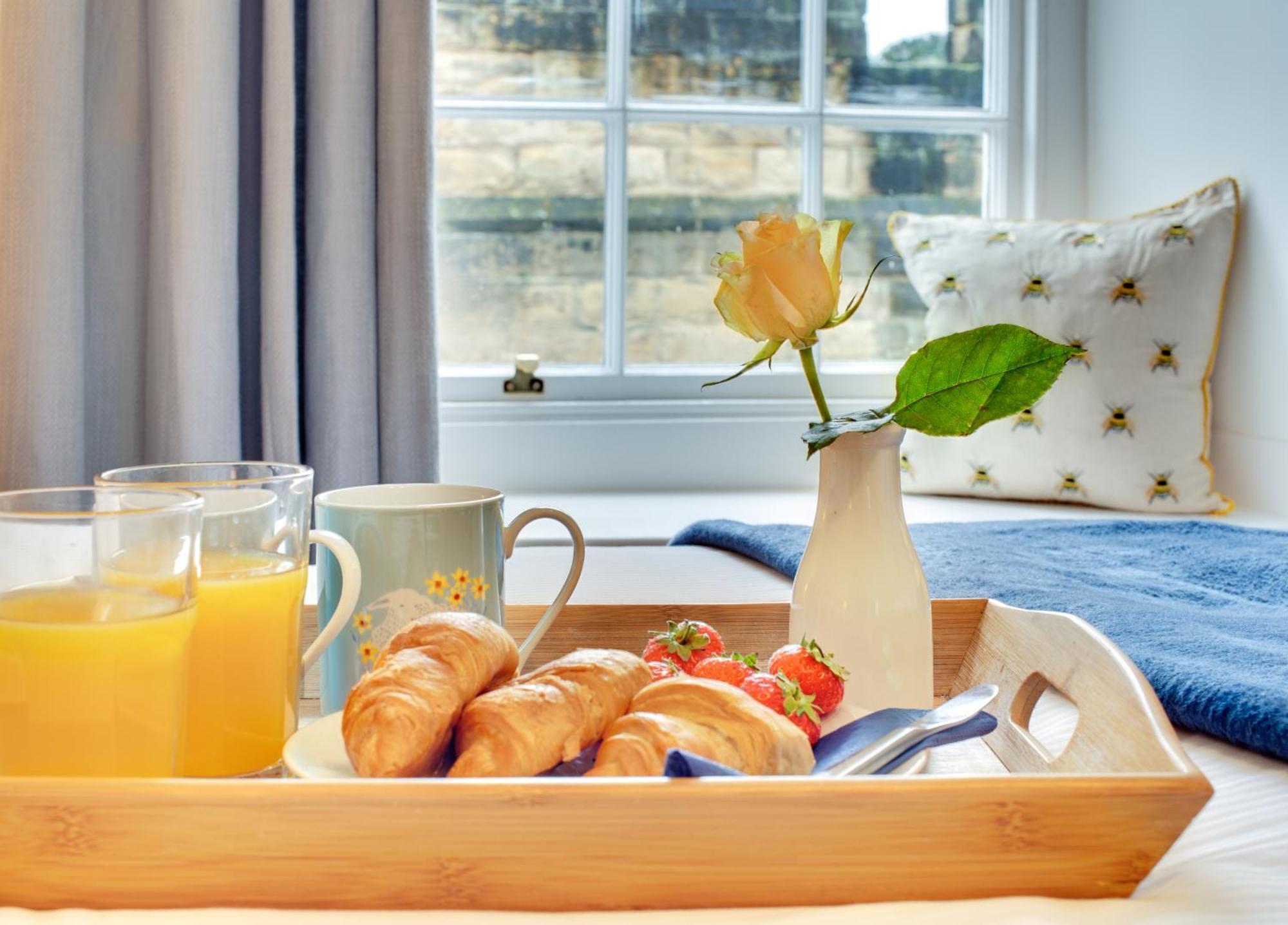 Lionsgate View - Luxury Apartment Opposite Alnwick Castle Exteriör bild