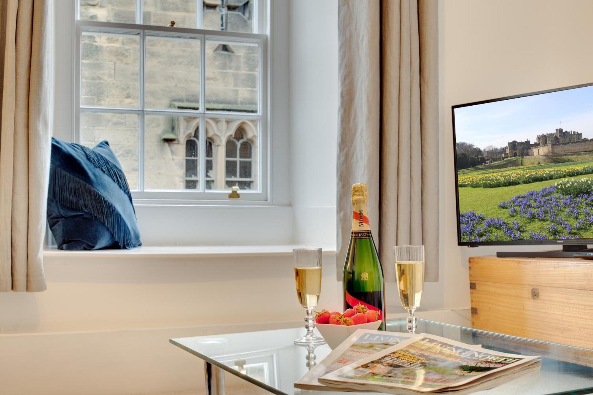 Lionsgate View - Luxury Apartment Opposite Alnwick Castle Exteriör bild